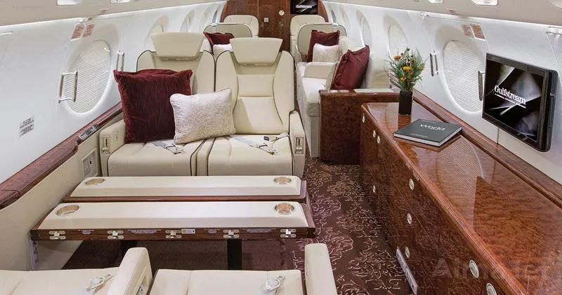 Gulfstream G-550
